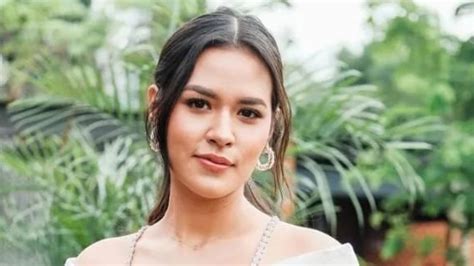  Raisa Andriana's Sparkling Helsinki Debut: A Concert of Laughter, Love, and Unexpected Turns